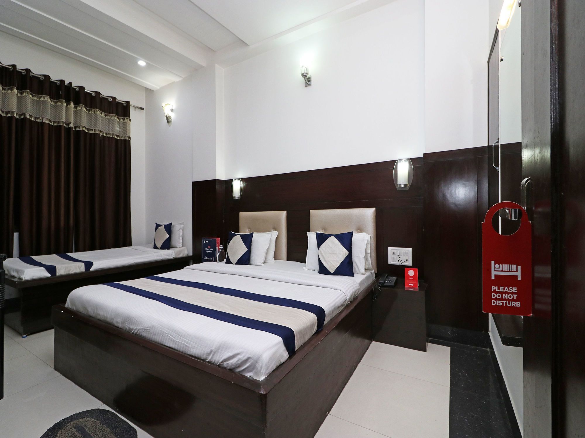 אגרה Oyo 9974 Hotel Taj Prince מראה חיצוני תמונה
