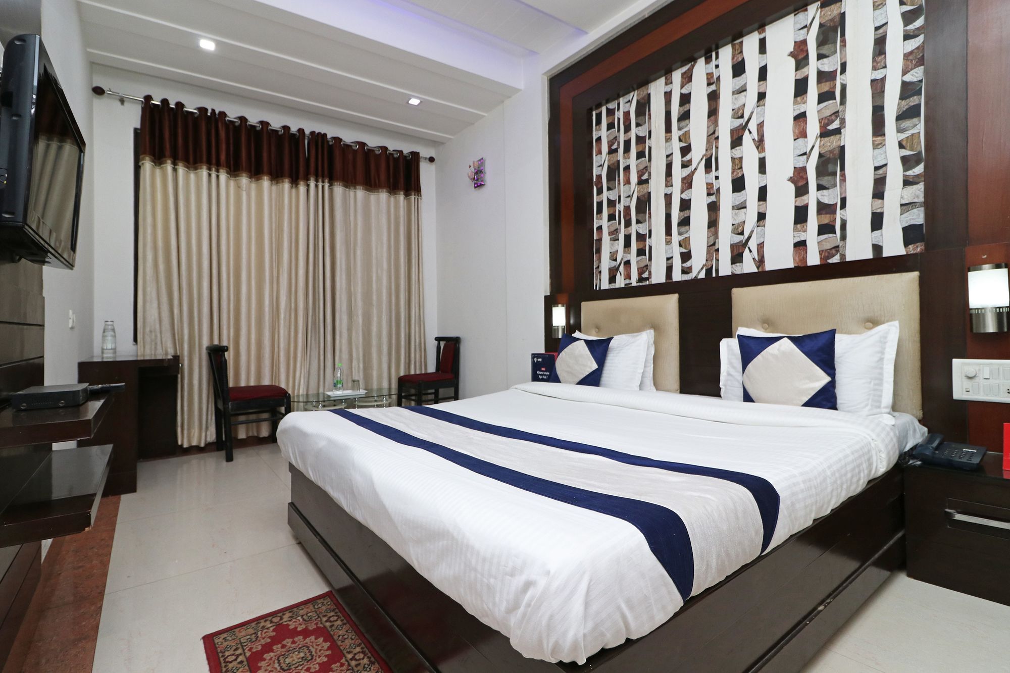 אגרה Oyo 9974 Hotel Taj Prince מראה חיצוני תמונה